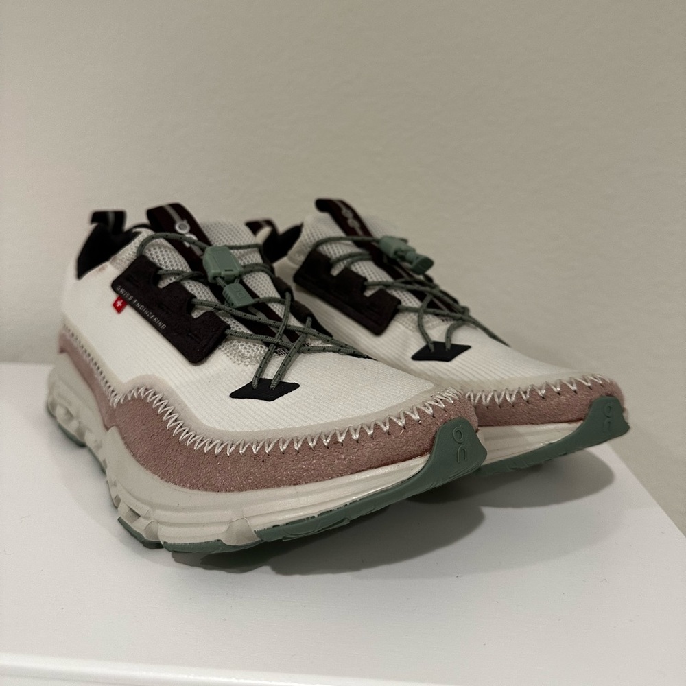 Women’s CloudAway Running Shoe Ice/Moss